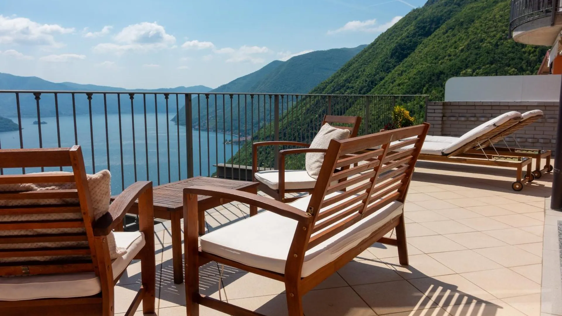 Lago & Sole Parzanica Апартаменты